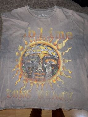 Sublime Women's Gray Distressed Short Sleeve Tee with Sunrise Graphic
